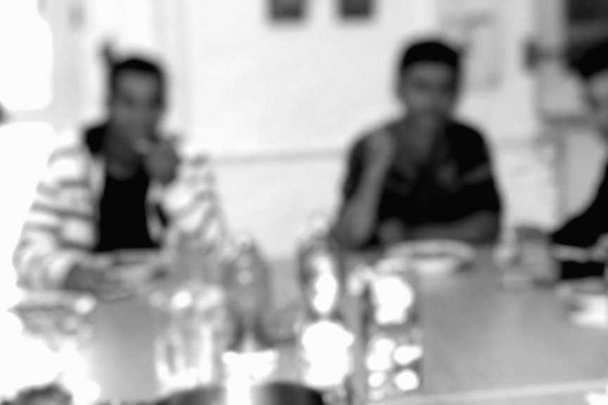 jungs verpixelt