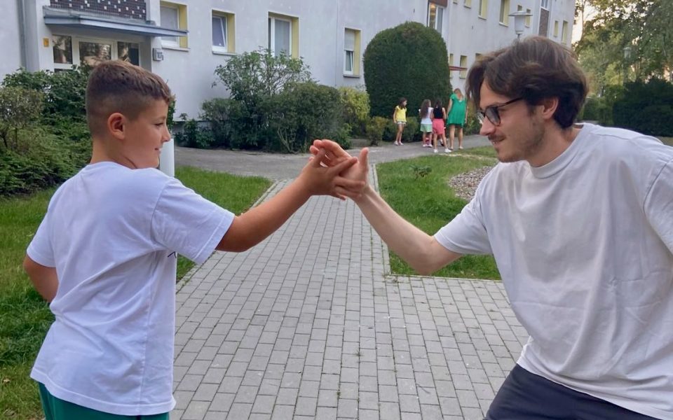 Patenschaft auf Handschlag