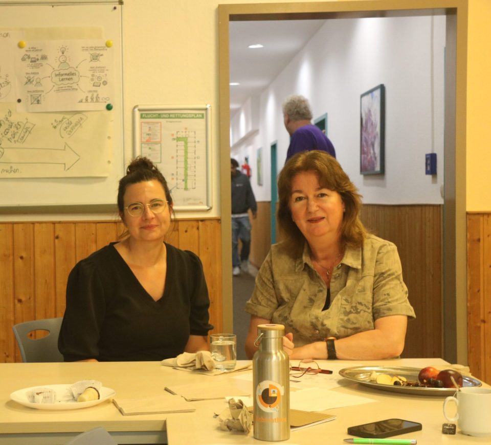 Vortragende Barbara Krischer und Diana Maaks